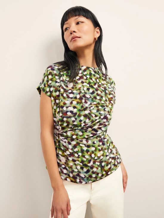MM Lafleur Tops - M.M. LaFleur The Nejvi Top - Washable Silk Short Sleeve Spotlight Print M